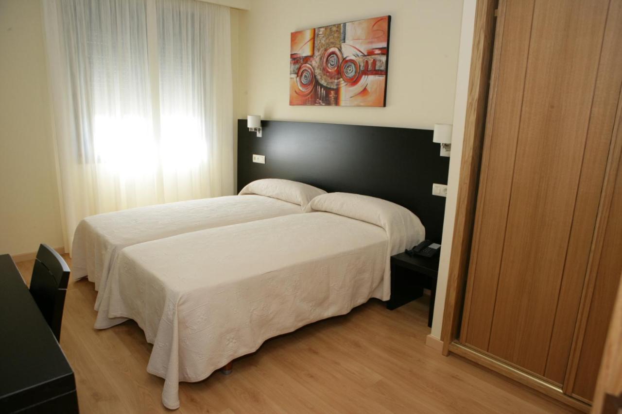 Hotel Bruma II A Gudiña Extérieur photo